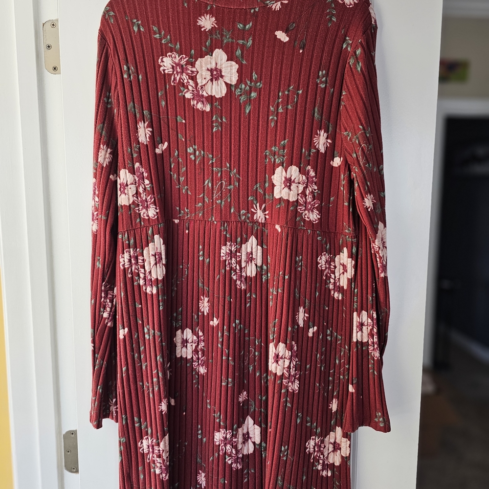 SO Red Floral Long Sleeve Dress